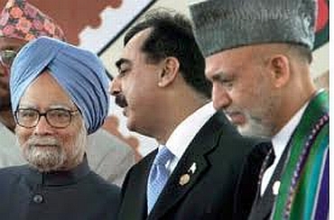 Dr Singh with Pakistan PM Yousuf Raza Gilani and Karzai