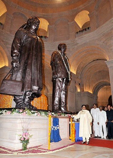 Mayawati at the inauguration of the Dalit memorial