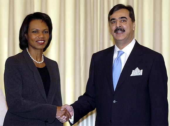Condoleezza Rice with Pakistan Prime Minister Yusuf Raza Gilani