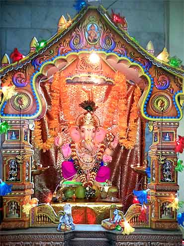 From Kansas to Kalyan: Readers' PIX of Ganpati