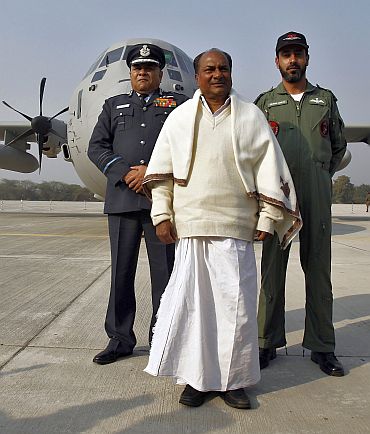 Defence Minister A K Antony, Air Chief Marshal P V Naik, left, and Tejvir Singh, an Indian Air Force officer, with the C-130J-30 Super Hercules aircraft at Hindan Air Force Station, Uttar Pradesh, February 5, 2011