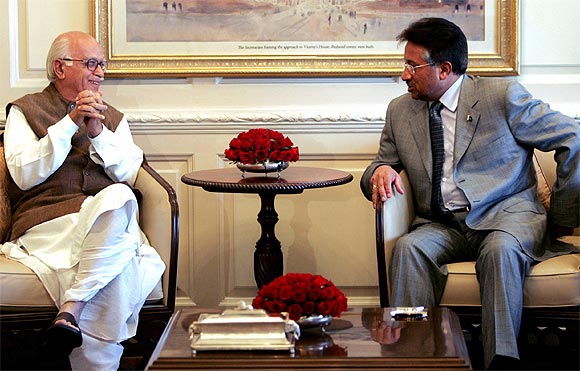 Former Pakistan President Pervez Musharraf with BJP leader LK Advani