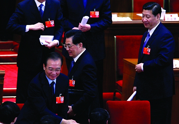 Chinese President Hu Jintao (centre)