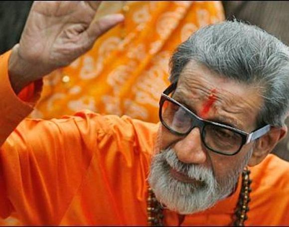 Shiv Sena supremo Bal Thackeray has refused to meet Anna Hazare in Mumbai