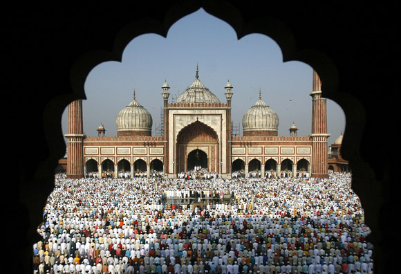 Fasting and feasting: How Muslims observe Ramzan