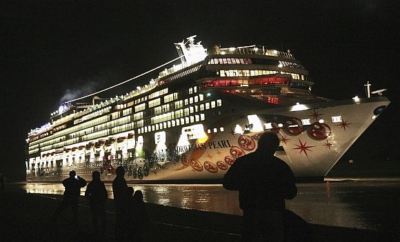 Cruise ship 'Norwegian Pearl', which was blamed for the blackout