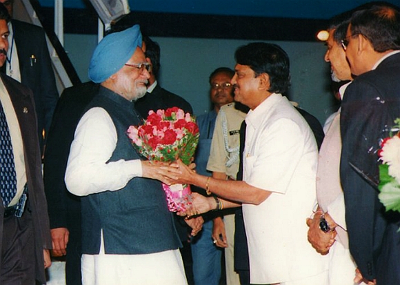Vilasrao Deshmukh with Prime Minister Manmohan Singh