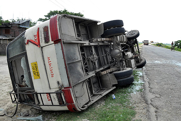 Miscreants went on a rampage and damaged a bus in Assam