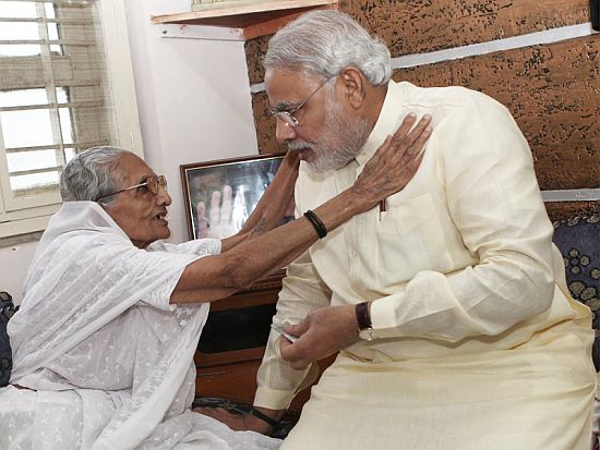 Narendra Modi seeks his mother's blessings