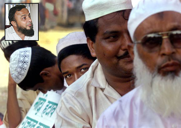A Muslim demonstration organised by Congress party supporters in Mumbai. Inset: Zafar Sareshwala, a Muslim activist