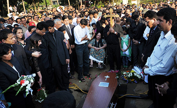 Jacintha Saldanha's family members at her funeral service