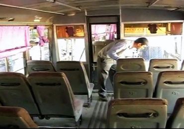 Delhi gang-rape: Crackdown on buses with tinted glass