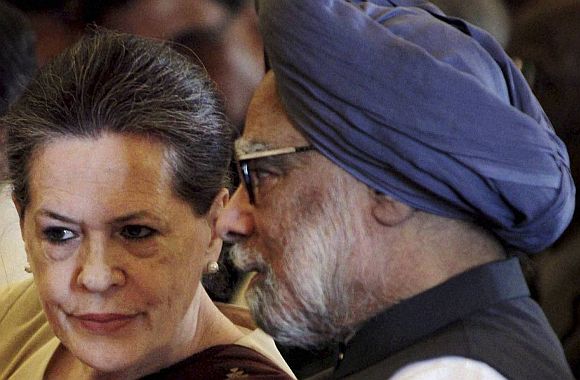 Sonia with Prime Minister Manmohan singh