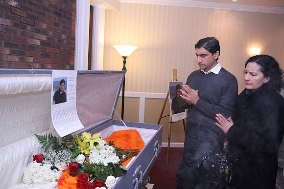 Sen's close friend Francis Gupta with his wife at the prayer service