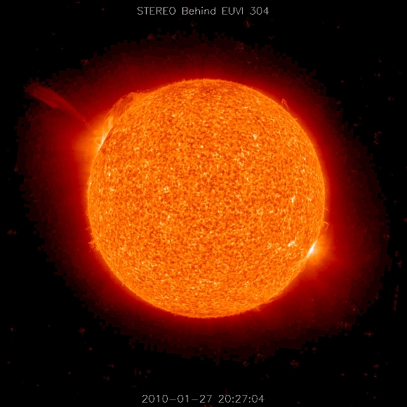 IN PICS: Sun 'punches' earth with powerful radiation