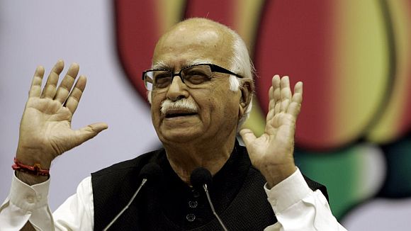 Nobody can beat Sonia-run UPA govt's scam record: Advani