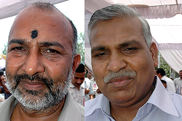 Badshah Singh (L) and Babu Singh Kushwaha, who were expelled from the Bahujan Samaj Party
