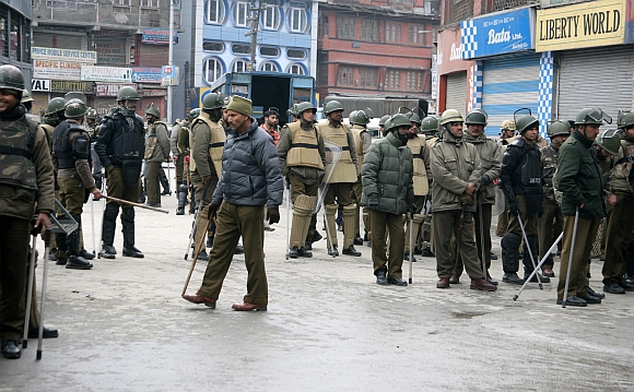 Security stepped up in Srinagar