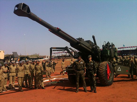 Bofors howitzer at Exercise Topchi in the artillery range, Deolali