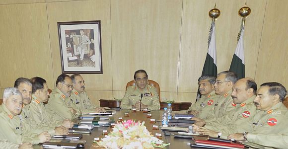 The army chief calls for an emergency meeting