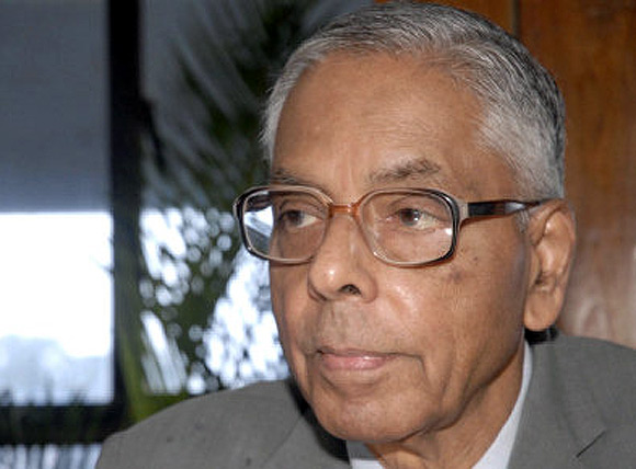 Media reports suggested that  MK Narayanan, former NSA, viewed in negative reflection Chidambaram's handling of the 26/11 strikes