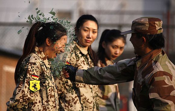 China's female bodyguards