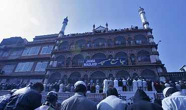 Muslims offer prayers at the Jama Masjid mosque before protesting against author Salman Rushdie in Jaipur