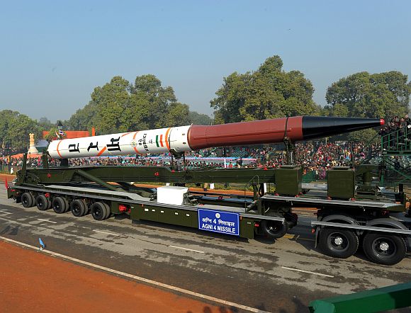 Agni 4 missile passes through the Rajpath