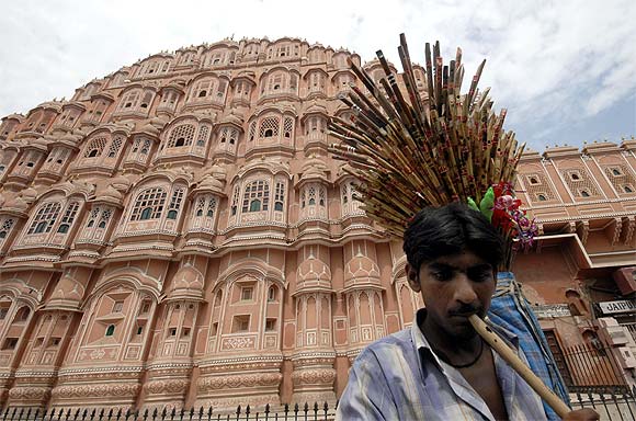 A flute-seller outside the Hawa Mahal in Jaipur