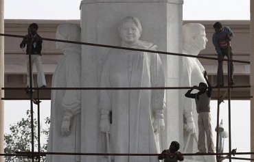A statue of Mayawati