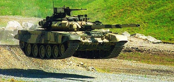 A Russian Т-90SМ tank