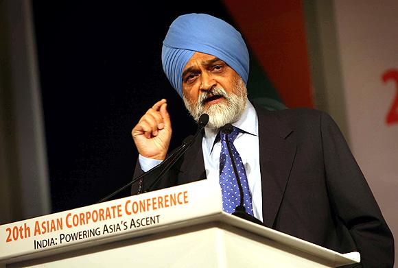 Is Montek Singh Ahluwalia on the lookout for a bigger and better post?