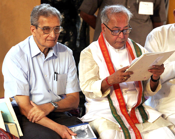 Amartya Sen with former Finance Minister and President Pranab Mukherjee