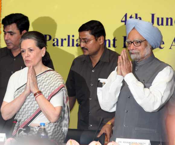Congress President Sonia Gandhi and Dr Singh at the CWC meet