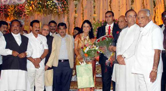Top BJP leaders at the wedding reception of Yeddyurappa's grand-daughter