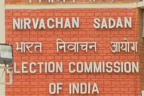 Who appoints the Chief Election Commissioner of India?