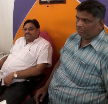 Traders Manoj Agrawal and Sanjay Gupta