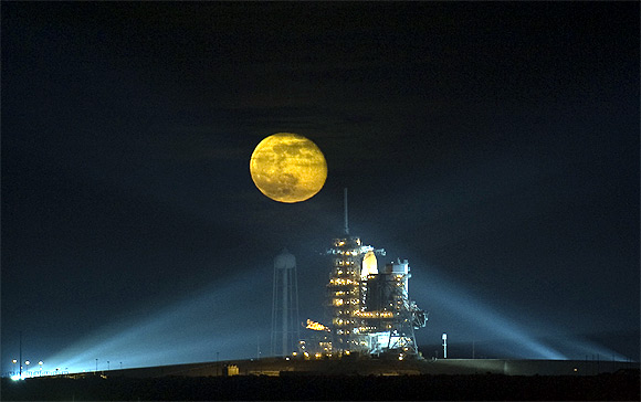 A moon voyage on a spy shuttle!