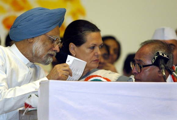 Pranab Mukherjee with Congress chief Sonia Gandhi and Prime Minister Manmohan Singh