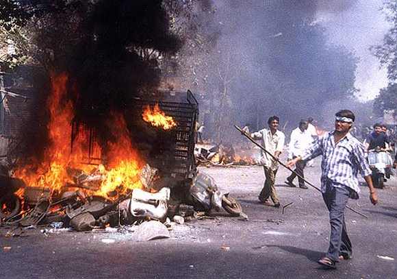 Rioters run amok in Ahmedabad after the Godhra train carnage