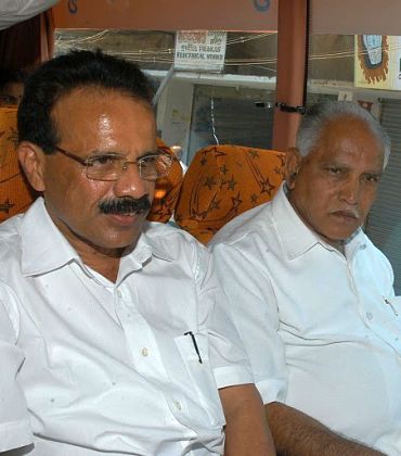 Karnataka CM D V Sadananda Gowda with Yeddyurappa