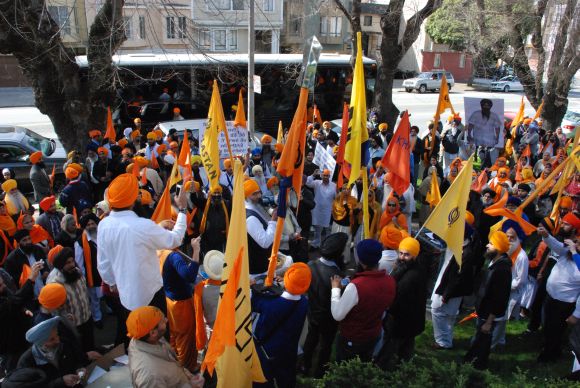 Sikhs protest against pronouncement of death sentence against Bhai Balwant Singh Rajoana, in San Francisco, on Friday