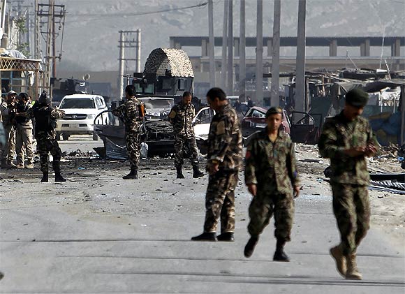 Explosions rock Kabul after Obama leaves, 6 dead