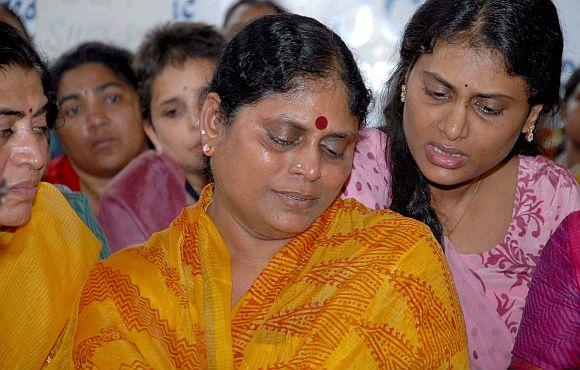 Jagan's mother Vijaylakshmi and sister Sharmila