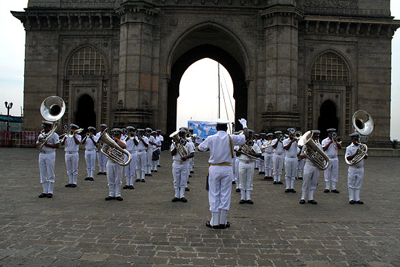 The navy band plays at Gateway of India