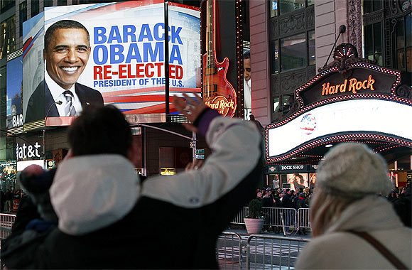Happy hours for Barack Obama's supporters!