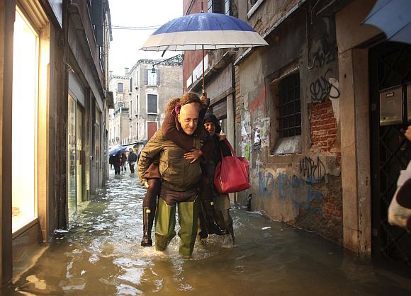 Venice sees worst floods in 22 years