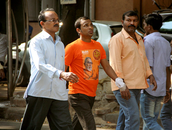 Supremo Thackeray's final stopover at Sena Bhavan