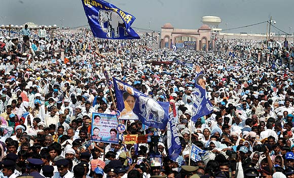 BSP supporters throng the venue of Mayawati's rally in Lucknow