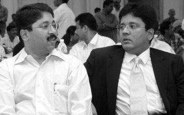 Dayanidhi Maran with his brother Kalanithi